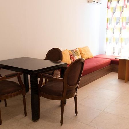 Vm Apartments Robinson Beach 포마리 외부 사진