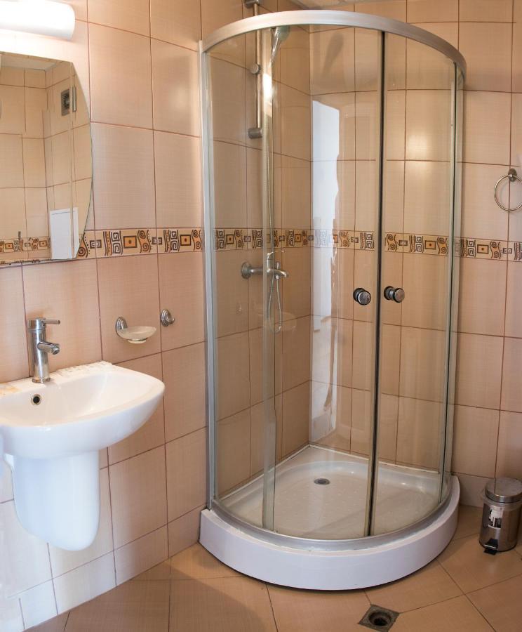 Vm Apartments Robinson Beach 포마리 외부 사진
